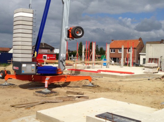 Bouwkraan 4000kg - 32 meter